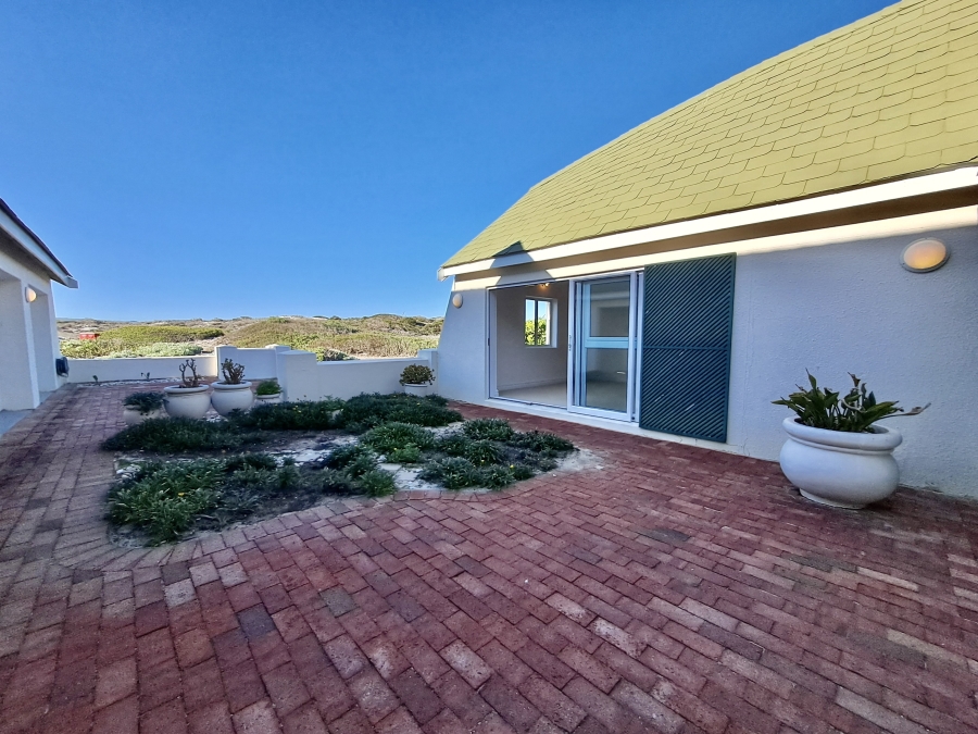 4 Bedroom Property for Sale in Jakkalsfontein Western Cape